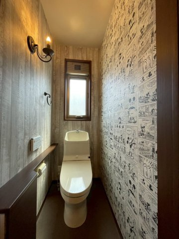 －三丁目不動産-　秩父市東町　積水ハウス施工のトイレ