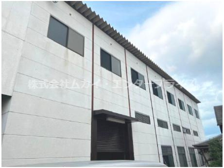 城陽市奈島　倉庫の外観|外観もきれいです