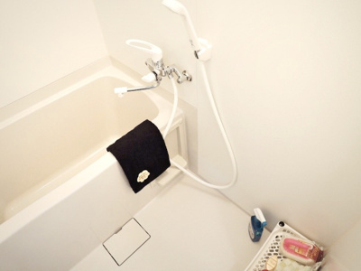 【浴室】 | 翠水コート | 落ち着いた空間のお風呂です