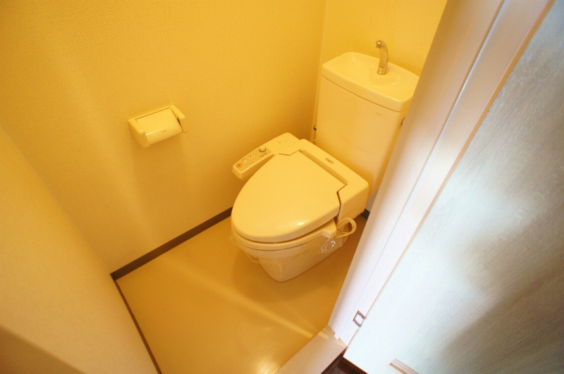 翠水コートのトイレ|コンパクトで使いやすいトイレです
