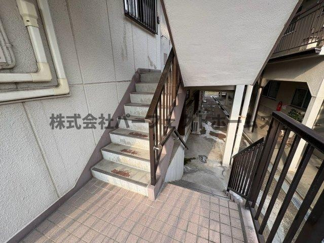 大森マンションのロビー|落ち着いたロビーです