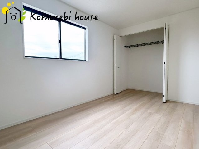 さいたま市西区宝来第1　新築一戸建て　クレイドルガーデン　03の収納|大きなスペースがあり、収納には困りません
