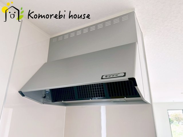 さいたま市西区宝来第1　新築一戸建て　クレイドルガーデン　03のキッチン|コンパクトなキッチンで掃除もラクラク