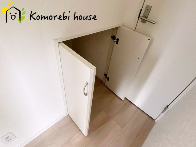 さいたま市西区宝来第1　新築一戸建て　クレイドルガーデン　03の収納|便利な収納スペースです