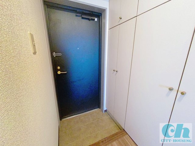 ステージ久が原弐番館 605号室の玄関