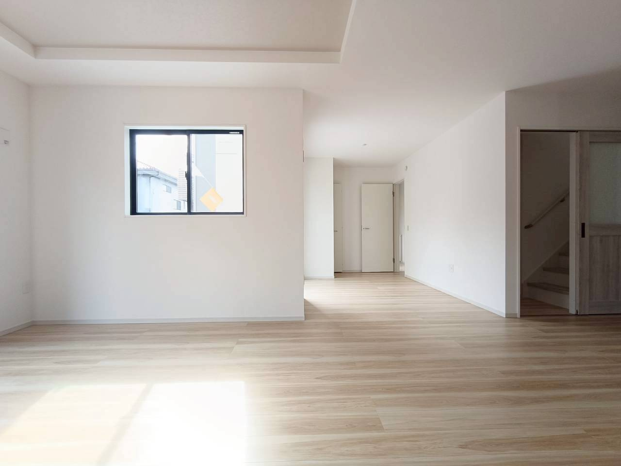 三郷市　後谷　新築戸建　全1棟の居間・リビング|ゆったりとしたリビングです
