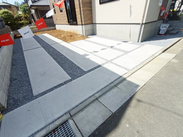 三郷市　後谷　新築戸建　全1棟の駐車場|施工例です