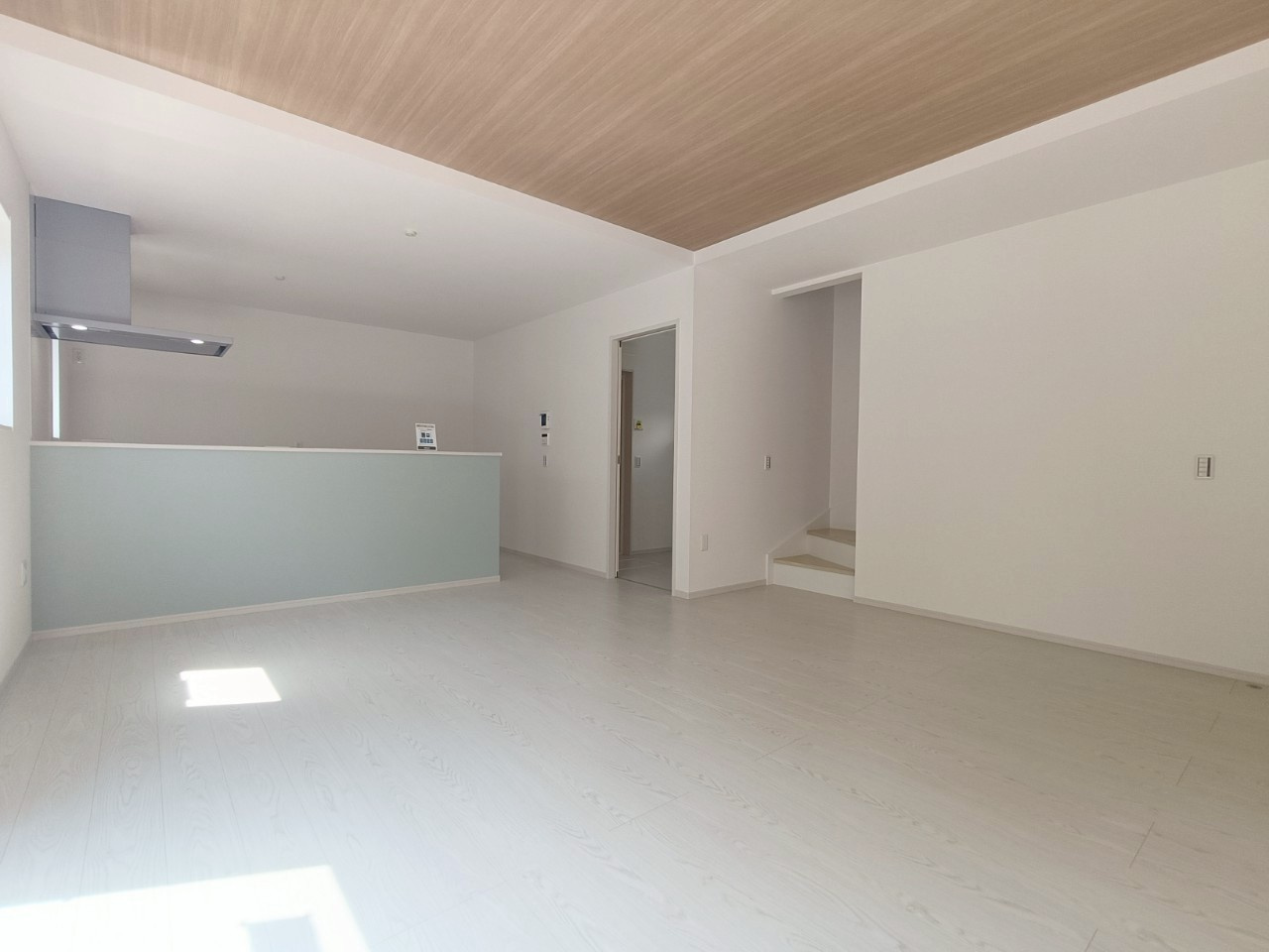 三郷市　後谷　新築戸建　全1棟の居間・リビング|施工例です