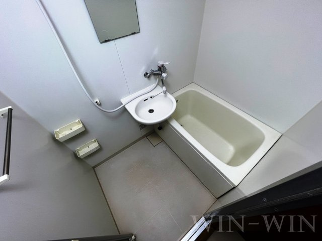 エクシード松山の浴室