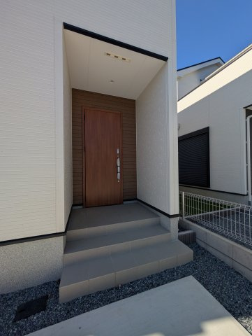 【玄関】 | リナージュ前橋市南町2丁目24-1期ー④