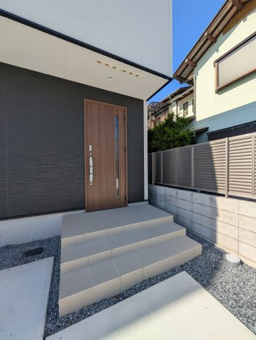 【玄関】 | リナージュ前橋市南町2丁目24-1期ー②