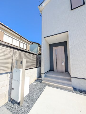 【玄関】 | リナージュ前橋市南町2丁目24-1期ー①