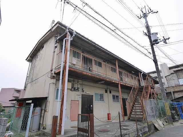 さわらび荘の外観|落ち着いた雰囲気の外観です