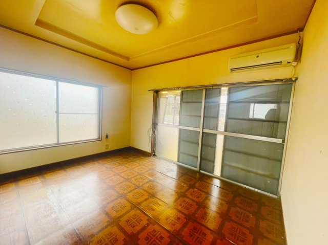 久喜市島川　中古住宅の洋室