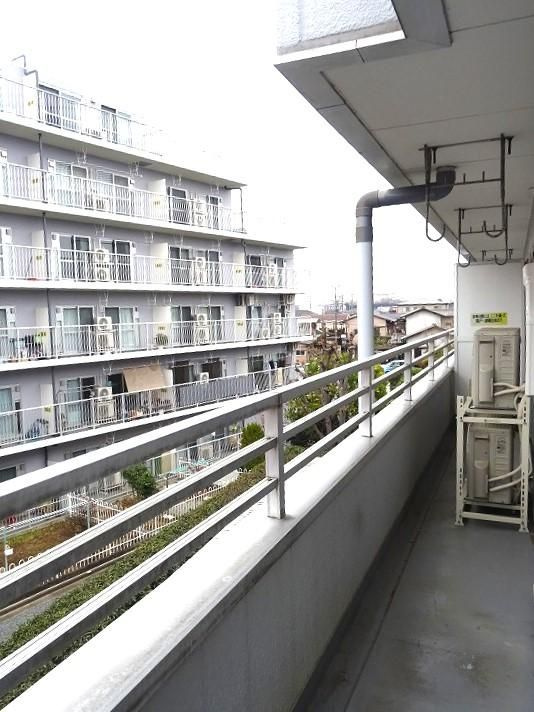 リバーサイド狭山　3階　中古マンションのバルコニー