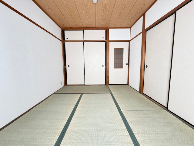 パークサイド青葉の和室