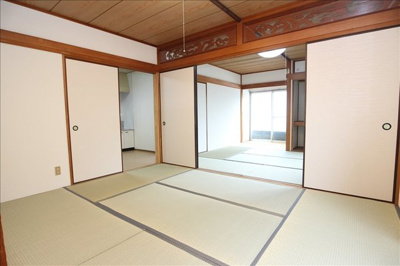 【内装】 | 池田ハイツ | 6帖の和室：仏間と押入れがあります★