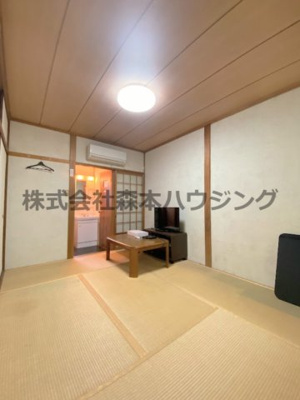 【和室】 | 　上島町39-15テラスハウス | 来客時にも便利な和室付き
1階