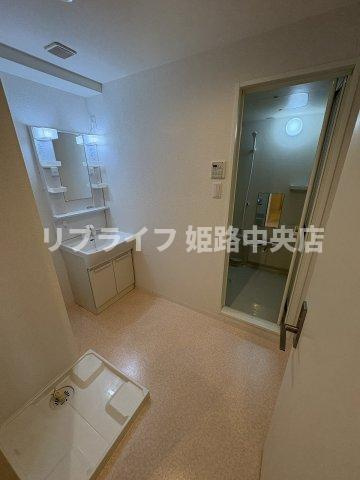Capital.i姫路の洗面所