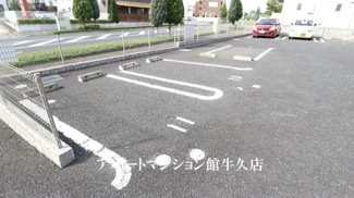 【駐車場】