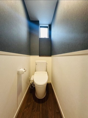 藤沢市藤が岡3丁目　新築一戸建て　全2棟のトイレ