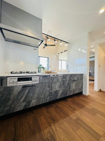 藤沢市藤が岡3丁目　新築一戸建て　全2棟のキッチン