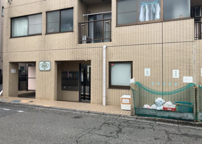 【その他】 | 共立リライアンス上野町Ｉ | 隣家の土地はどうなっているのか、生活利便施設が近くにあるのか、学校まで近いかなど、お客様のライフスタイルにあわせたイメージが重要です。また、近くにあると困る施設が近くにないかも確認するといいでしょう。