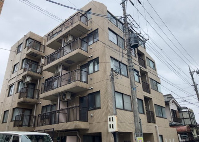 【外観】 | 共立リライアンス上野町Ｉ | 眺望の良さを楽しめるダイニングキッチンで家族団らんの時間を過ごしてはいかがでしょうか。バルコニーから見える景色を家族で眺める時間は、時間が経つのを忘れてしまいそうですね。是非、現地を見に行きましょう！