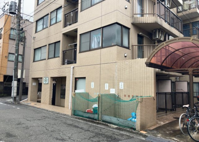 【その他】 | 共立リライアンス上野町Ｉ | ＳＲＣ造は強度や耐震性の面でもRC造と比べて優れています。そのため、10階建以上の高層または超高層マンションなどの建築にも多く採用されています。柱や梁などのサイズが小さくても高い耐震性を確保できます。