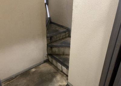 【内装】 | 共立リライアンス上野町Ｉ | 共用部分は、一棟の建物に住む区分所有者全員が共同で所有するとし、共用部分の管理、補修などは、区分所有者で形成される管理組合が行います。個人の判断で勝手に変更することはできませんので覚えておきましょう。