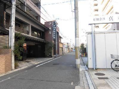 ベラジオ五条烏丸の周辺|前面道路