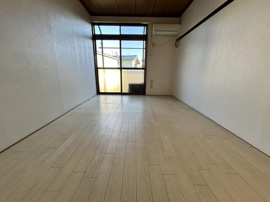 清潔感の有るフローリングです