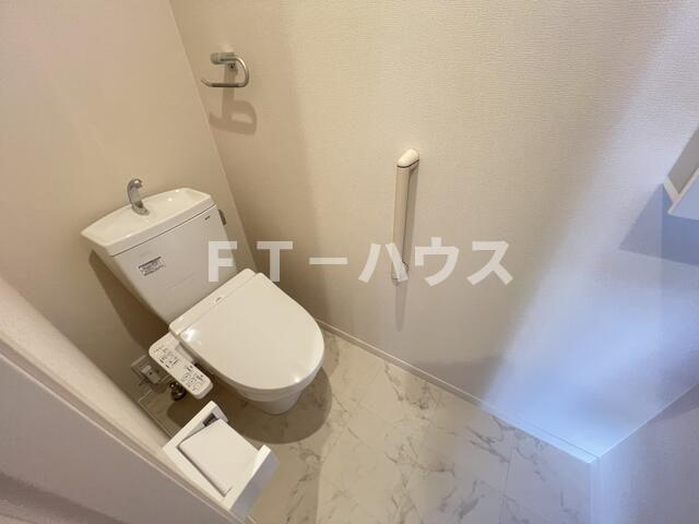 幕張町５丁目戸建てのトイレ