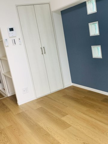 仲介手数料0円！！プレスイン名城東の居間・リビング