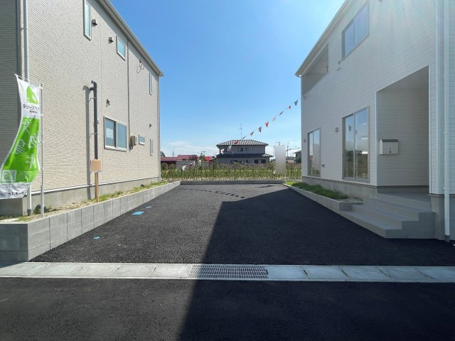 新築戸建・建売　郡山市水門町第1　CRADLE GARDEN　全5棟の駐車場
