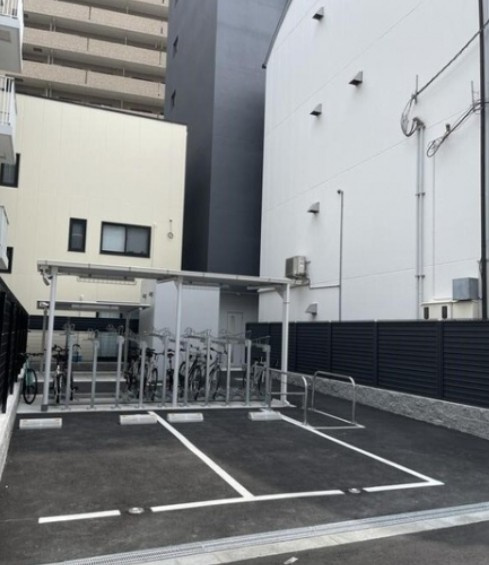 コンフォリア・リヴ新梅田の駐車場