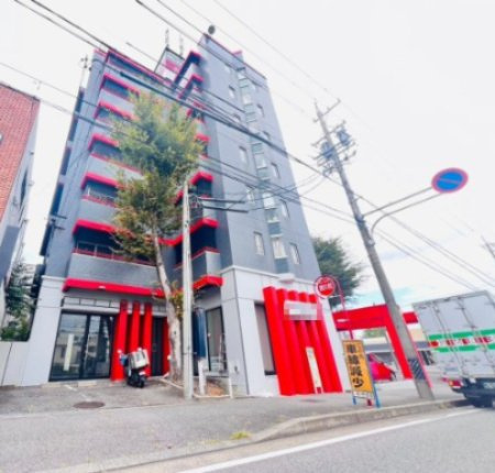 コメルスⅢの外観