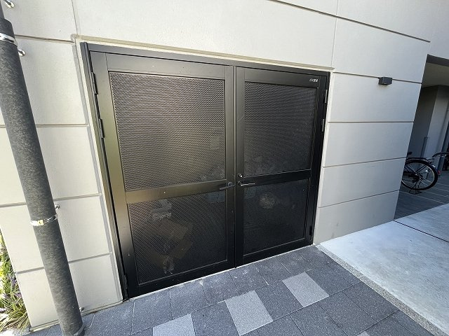 プレサンス淡路駅前