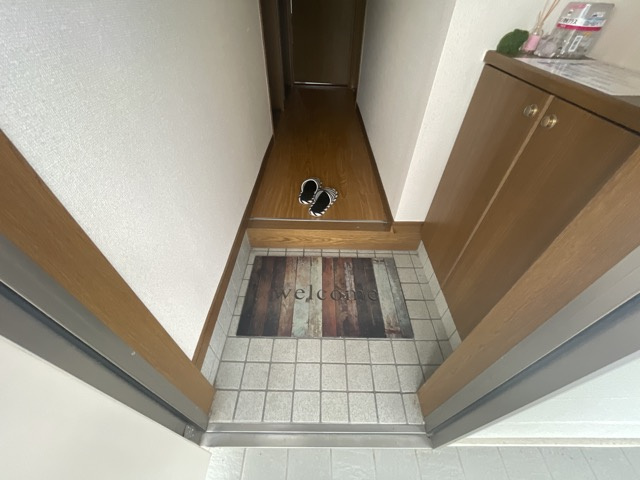 ハイツエスペランサⅡの玄関
