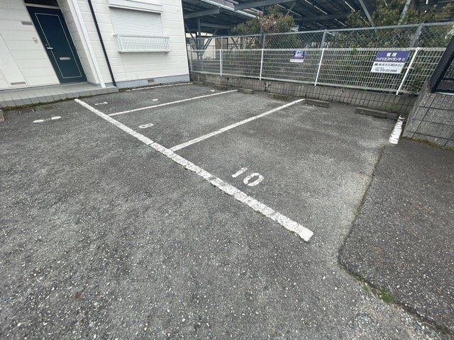 ハイツエスペランサⅡの駐車場