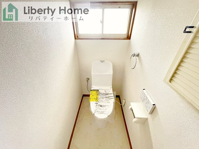 石岡市南台3丁目　中古戸建のトイレ