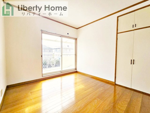 石岡市南台3丁目　中古戸建の洋室