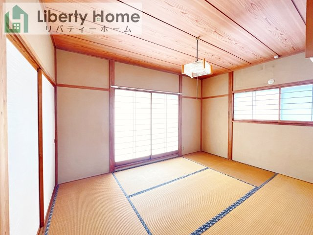 石岡市南台3丁目　中古戸建の寝室