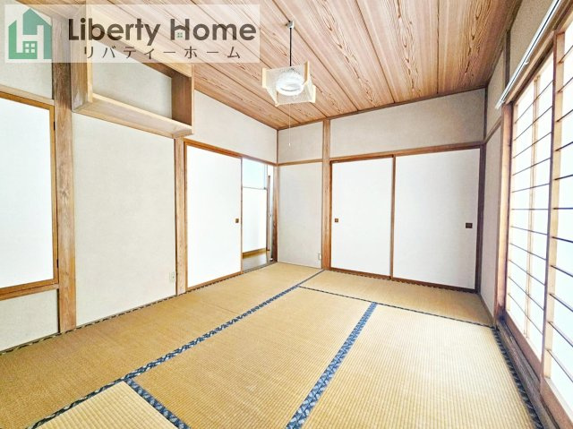 石岡市南台3丁目　中古戸建の寝室