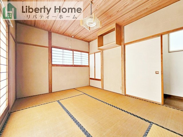 石岡市南台3丁目　中古戸建の寝室