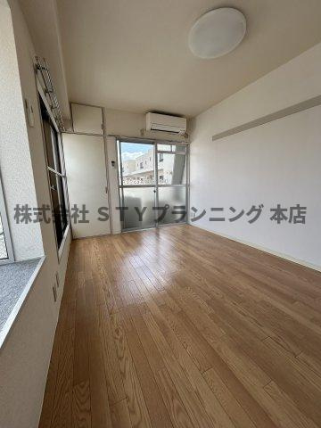 仲介手数料０円！ハートイン豊岡通の居間・リビング
