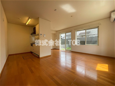 【居間・リビング】 | サンハイツ・アイ | 1F　LDK15帖※クリーニング完了前※