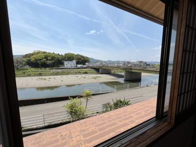 【展望】 | 中古一戸建　高知市上町5丁目 | 南側の鏡川を臨み筆山が遠景に