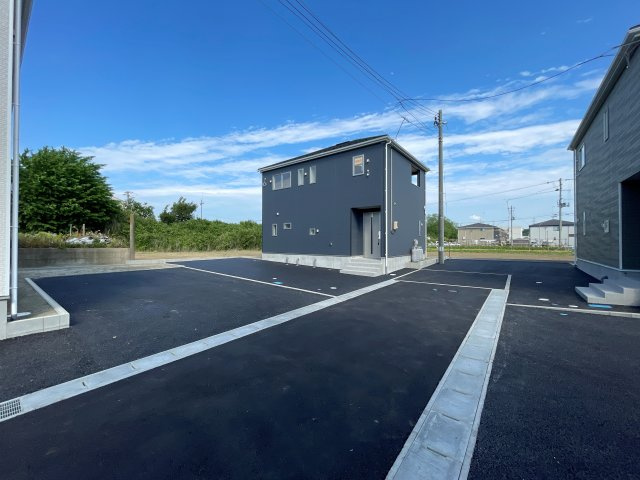 新築戸建・建売　郡山市水門町第1　CRADLE GARDEN　全5棟の駐車場