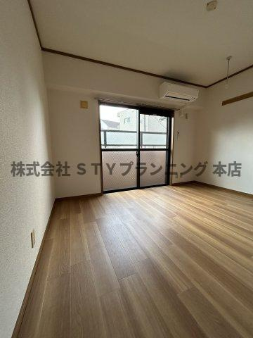 仲介手数料０円！ホーメスト北原T.Mの居間・リビング